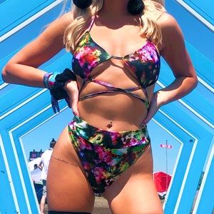 Club Exx Dolls Kill Multicolor Tie-Dye Cutout Bikini Set Size Small Festival